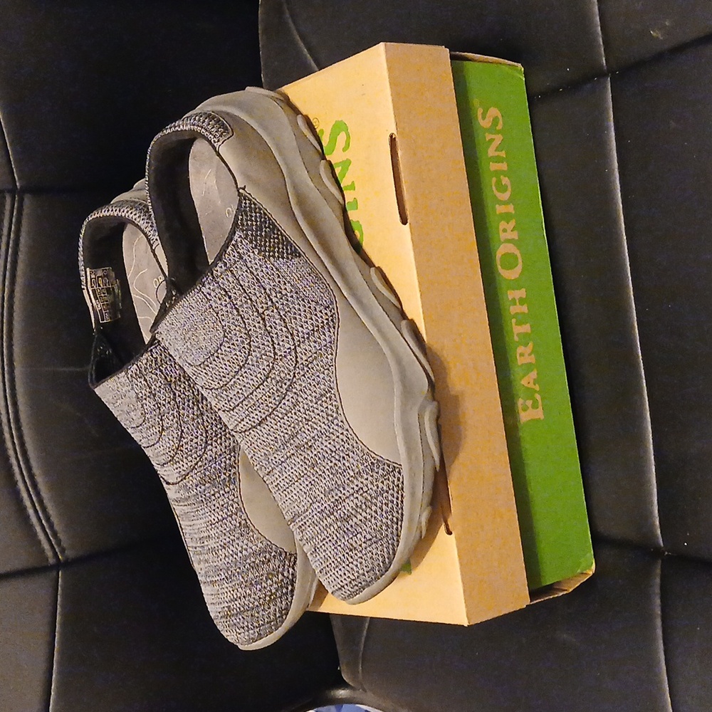 Earth Origins slip on shoes